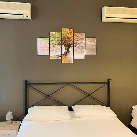 Viale Manzoni Hotel Sassuolo Luaran gambar