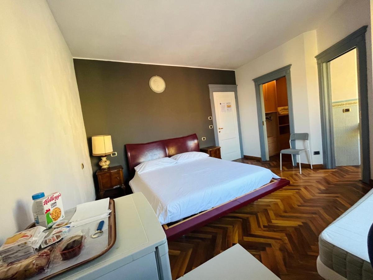 Viale Manzoni Hotel Sassuolo Luaran gambar